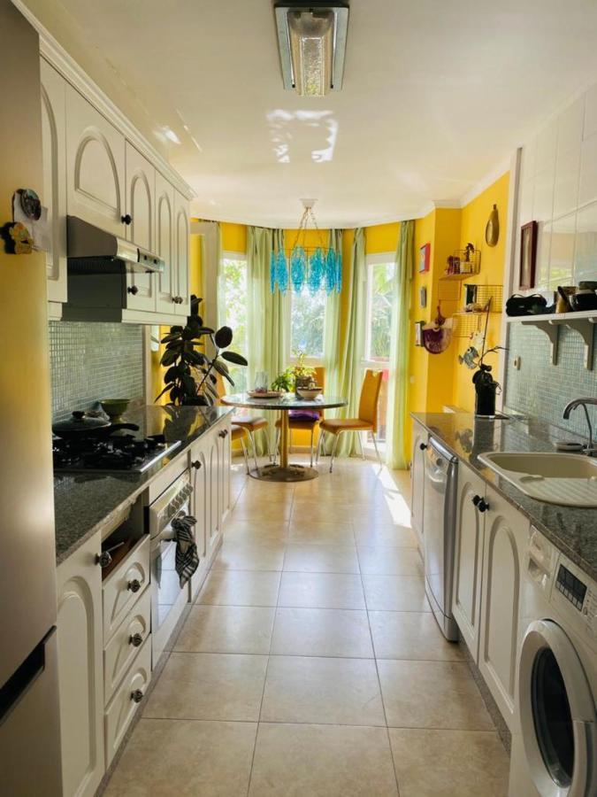 Art Apartment Julia Кальпе Экстерьер фото